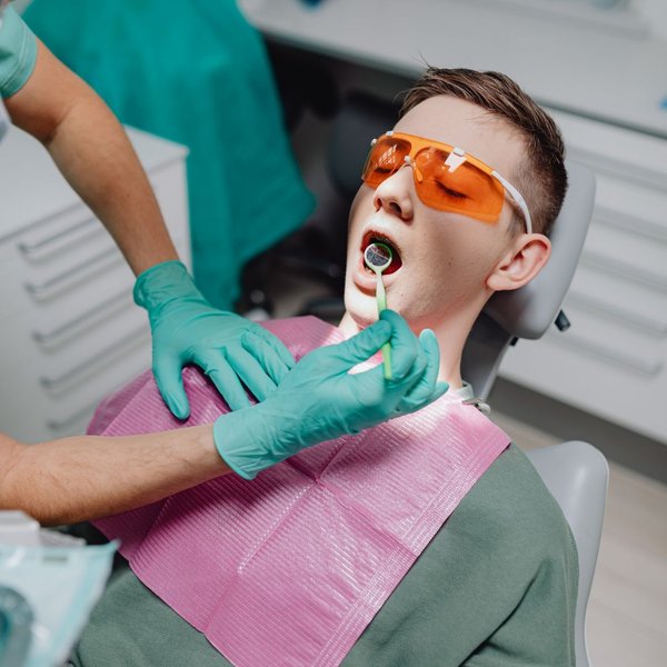 Endodontics Treatment in Ealing at Stunning Smile Clinic, Ealing