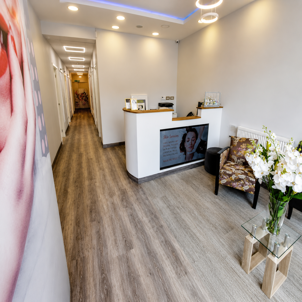 Stunning Smile Clinic reception in Ealing