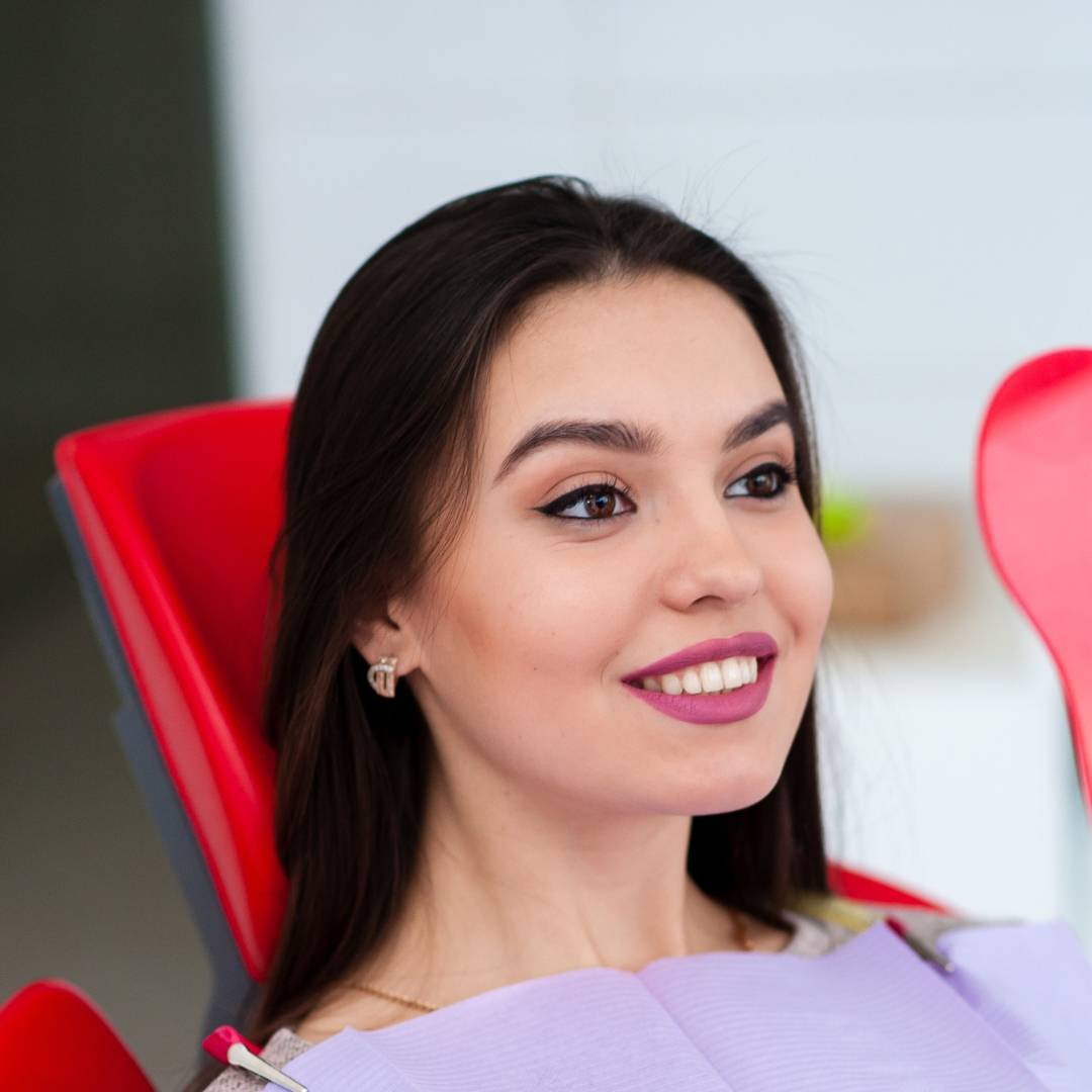 Entrance of Stunning Smile Clinic, the premier choice for anyone searching dentist near me in Ealing, offering expert dental care and a welcoming atmosphere.